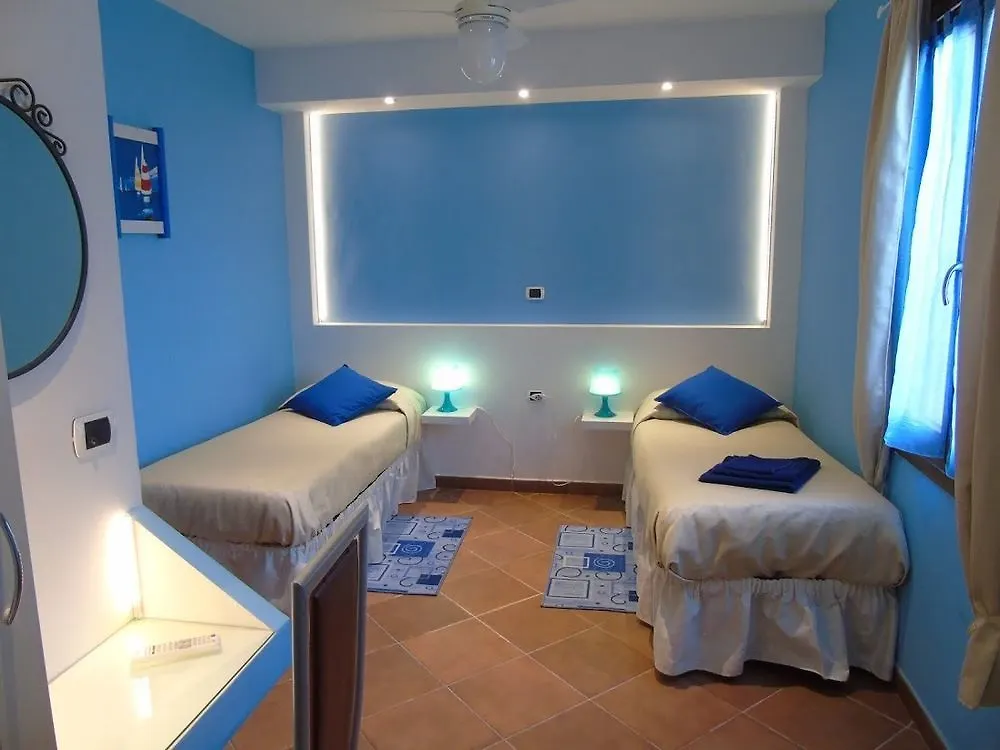 Hotel Rainbow Arma di Taggia 2*,  Olaszország